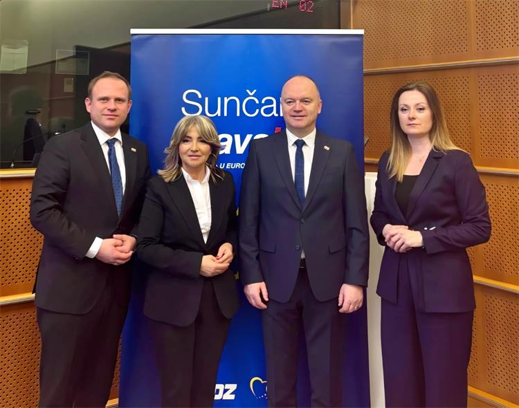 Slika /Ministar Šipić - fotografije/Brisel 3.jpeg